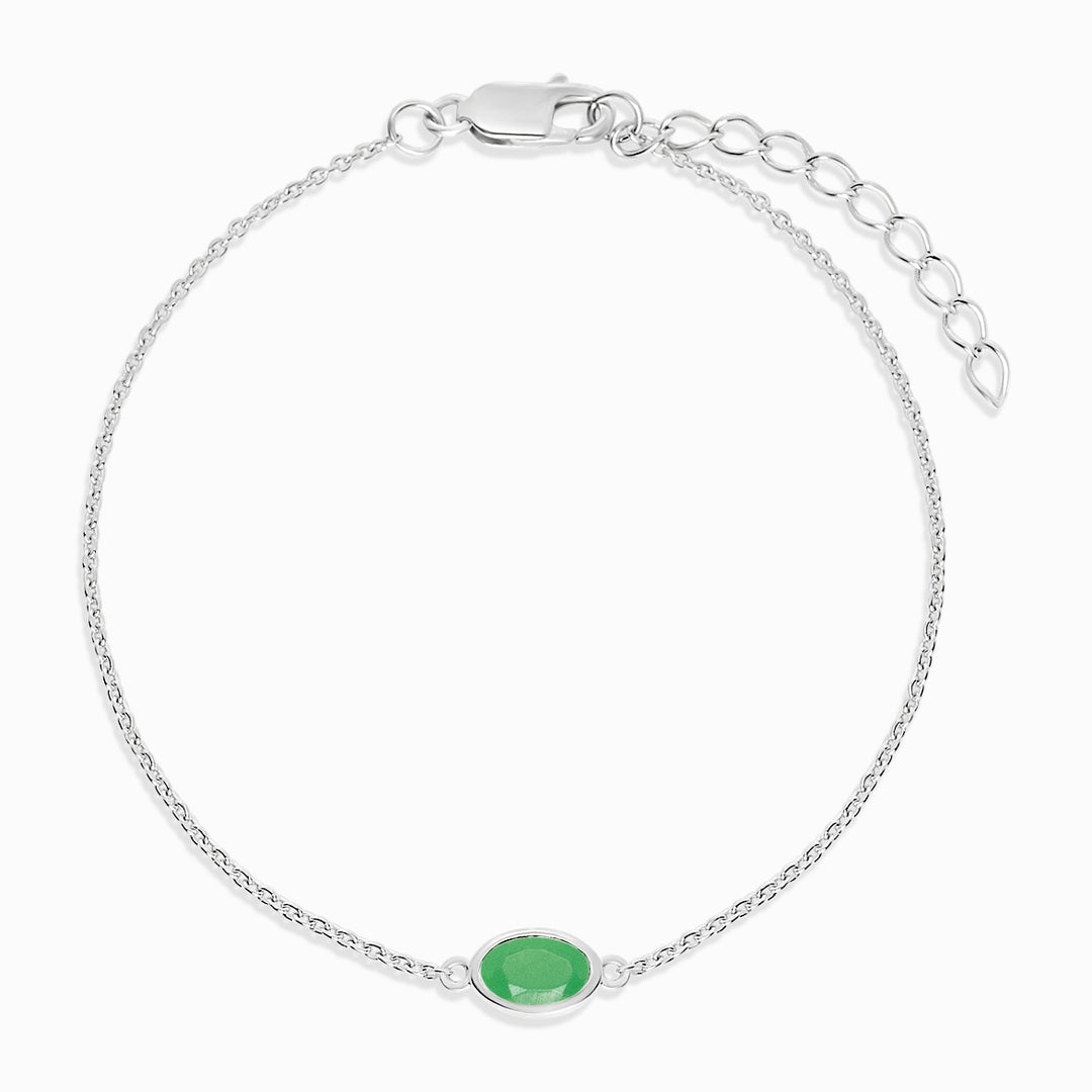 Armband met mei geboortesteen Chrysopraas in zilver. Kristallen armband met echte edelsteen Chrysopraas welke een groene kleur heeft.