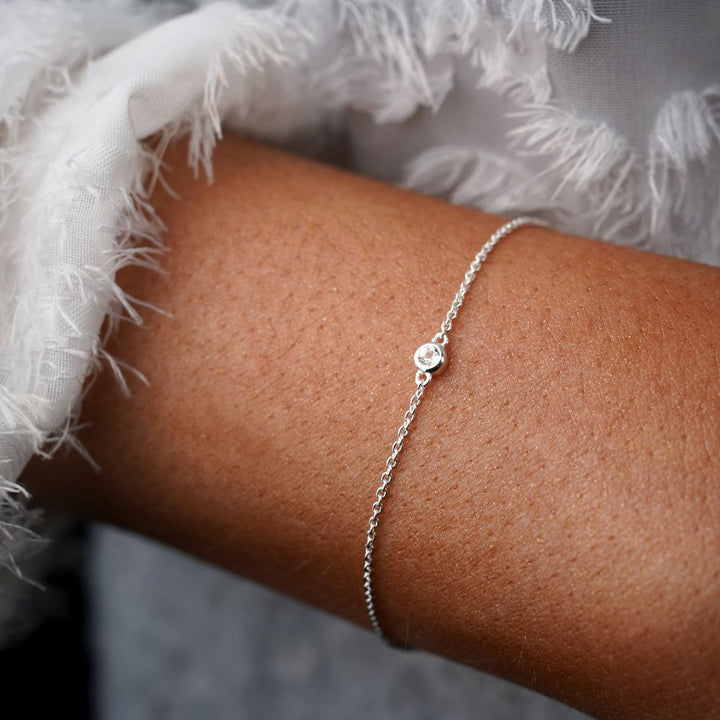 Kristallen armband met White Topaas kristal. Armband in zilver met prachtige Witte Topaas edelsteen.